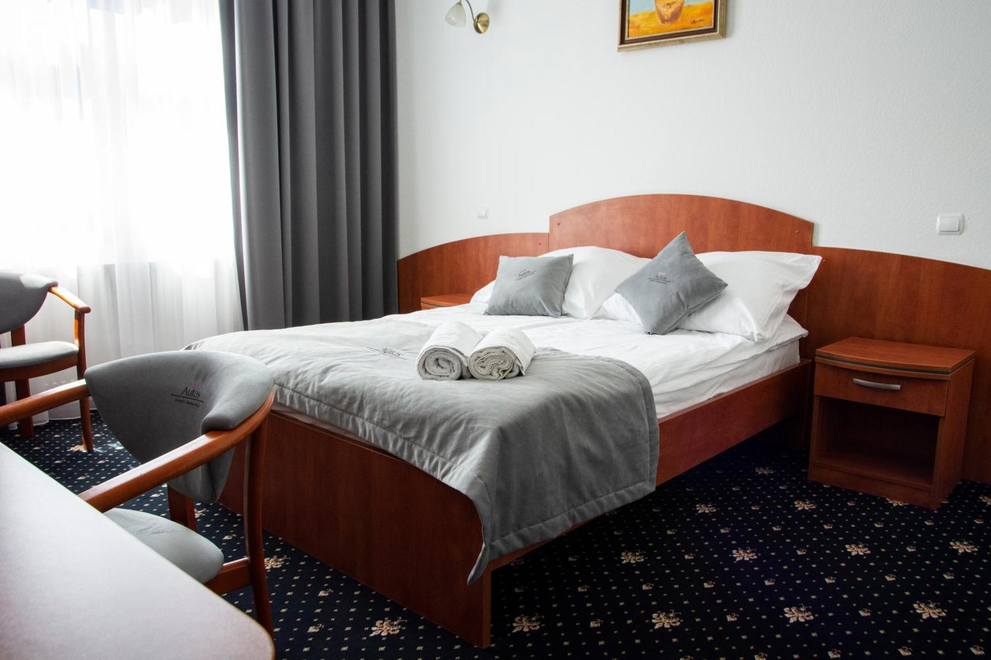 Hotel Restauracja Autos Солец-Куявски Экстерьер фото